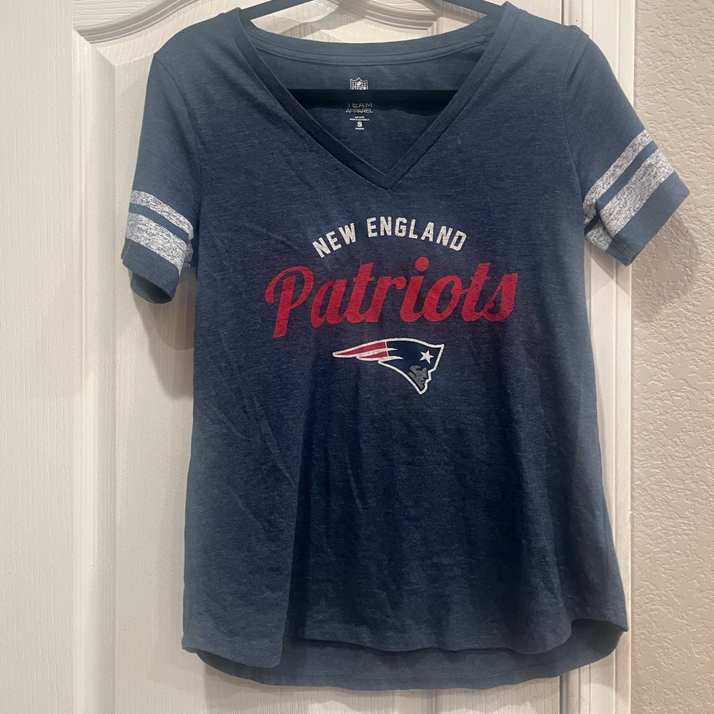 New England Patriots T-Shirt, Women’s Small